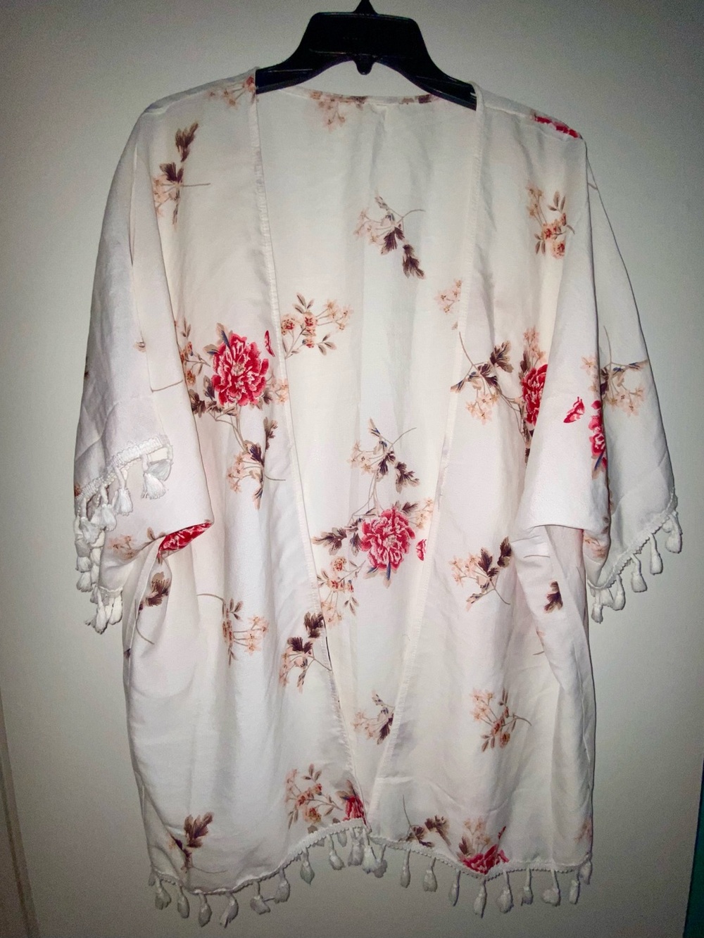 SHEIN White Floral Tassel-Trim Kimono